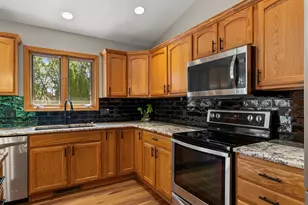 1207 Hummingbird Pl, Sheboygan Falls, WI 53085 - Photo 13