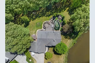 1207  Hummingbird Pl, Sheboygan Falls, WI 53085 - Photo 35