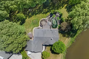 1207 Hummingbird Pl, Sheboygan Falls, WI 53085 - Photo 35