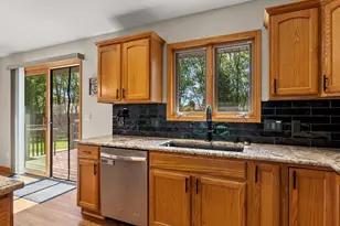 1207 Hummingbird Pl, Sheboygan Falls, WI 53085 - Photo 11