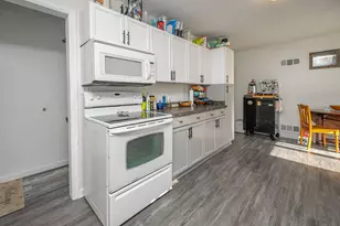 1603 S 92nd St, Milwaukee, WI 53214 - Photo 11