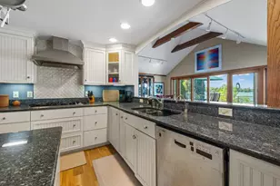 904 W Labelle Ave, Oconomowoc, WI 53066 - Photo 21