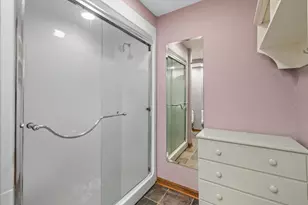 904 W Labelle Ave, Oconomowoc, WI 53066 - Photo 43