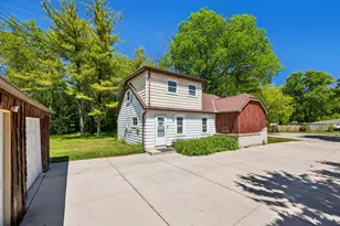 509 S 105th St, West Allis, WI 53214 - Photo 3