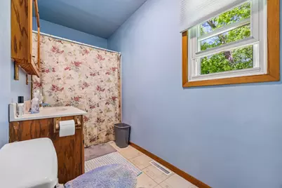 509 S 105th St, West Allis, WI 53214 - Photo 15