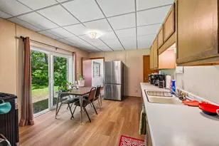 509 S 105th St, West Allis, WI 53214 - Photo 7
