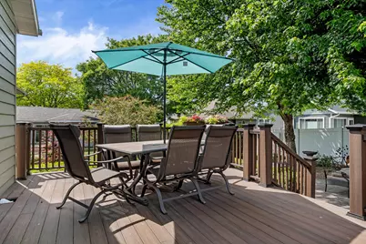 911  Steven Pl, Campbell, WI 54603 - Photo 23
