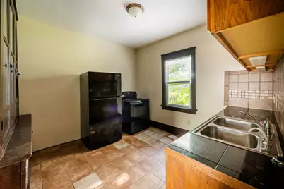 1008  11th St, Racine, WI 53403 - Photo 3