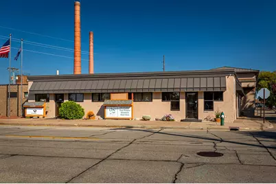 2423  16th St #2425, La Crosse, WI 54601 - Photo 3