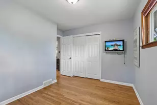 1561 S 169th St, New Berlin, WI 53151 - Photo 17