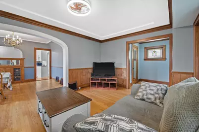 333 W Bender Rd, Glendale, WI 53217 - Photo 5