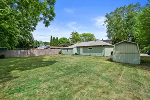 333 W Bender Rd, Glendale, WI 53217 - Photo 25