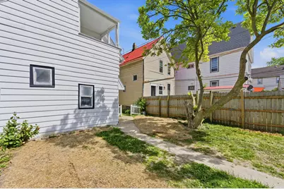 2745 N Booth St, Milwaukee, WI 53212 - Photo 29