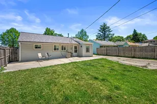 5451 N 72nd St, Milwaukee, WI 53218 - Photo 15