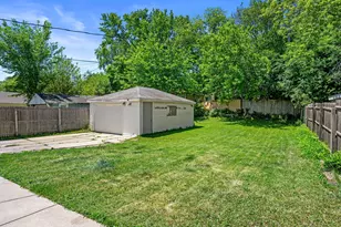 5451 N 72nd St, Milwaukee, WI 53218 - Photo 13