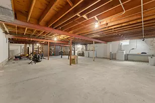 10112 W Sharon Ln, Milwaukee, WI 53225 - Photo 15