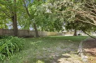547 Forest St, Hartford, WI 53027 - Photo 21