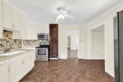 547  Forest St, Hartford, WI 53027 - Photo 9
