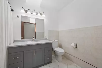 213 S Grandview Blvd #215, Waukesha, WI 53188 - Photo 9