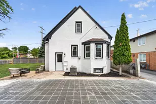 4821 W Hampton Ave, Milwaukee, WI 53218 - Photo 21