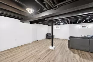 4821 W Hampton Ave, Milwaukee, WI 53218 - Photo 17