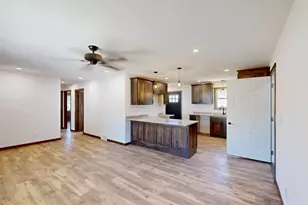 625 Western Ave, Viroqua, WI 54665 - Photo 3
