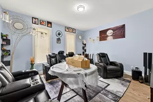 216 W Center St, Milwaukee, WI 53212 - Photo 5