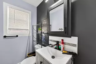 216 W Center St, Milwaukee, WI 53212 - Photo 7