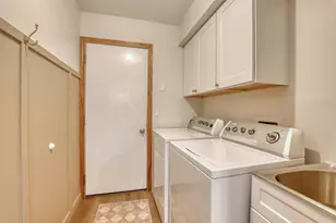 800 Schloemer Dr, West Bend, WI 53095 - Photo 17