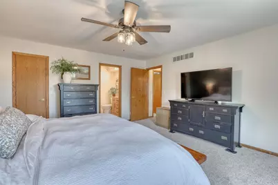 800  Schloemer Dr, West Bend, WI 53095 - Photo 25