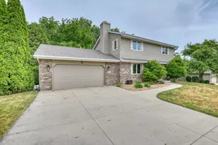 800 Schloemer Dr, West Bend, WI 53095 - Photo 39