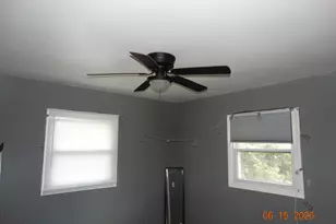 2776 N Carlton Pl, Milwaukee, WI 53210 - Photo 9
