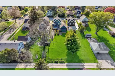 214 S Garfield Ave, Port Washington, WI 53074 - Photo 21
