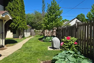 3154 S Nevada St, Milwaukee, WI 53207 - Photo 17