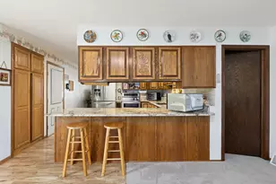 715 Chicago Ave, Viroqua, WI 54665 - Photo 11