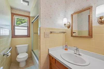 317 W Main St, Port Washington, WI 53074 - Photo 27