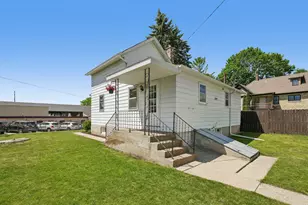 317 W Main St, Port Washington, WI 53074 - Photo 49