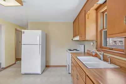 317 W Main St, Port Washington, WI 53074 - Photo 21