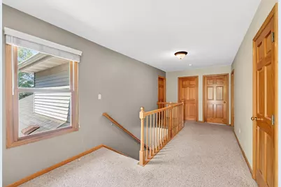 6547  Parkway Cir, Racine, WI 53406 - Photo 25