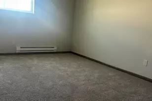 1325 Hagar St, La Crosse, WI 54603 - Photo 5
