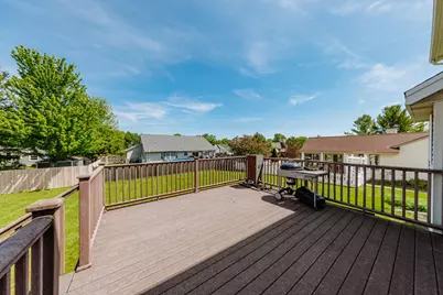 3944 W Valley View Dr, Franklin, WI 53132 - Photo 19
