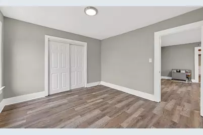 2428 N 6th St, Milwaukee, WI 53212 - Photo 13