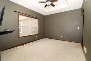 W245N2799 Single Tree Dr, Pewaukee, WI 53072 - Photo 13