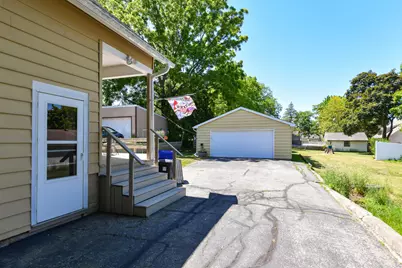 449  James St, Burlington, WI 53105 - Photo 25