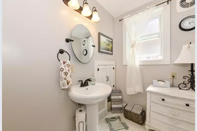 449  James St, Burlington, WI 53105 - Photo 17
