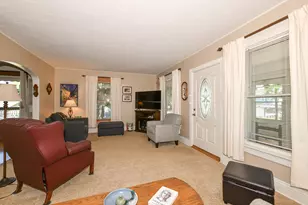 449 James St, Burlington, WI 53105 - Photo 5