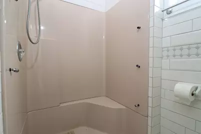 116  10th St, Racine, WI 53403 - Photo 23