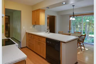 8316 N Edge O Woods Dr, Brown Deer, WI 53223 - Photo 21