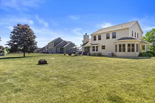 503 Fairview Cir, Racine, WI 53185 - Photo 39