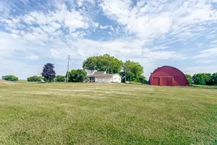 N14386 Town Line Rd, Cleveland, WI 54741 - Photo 5